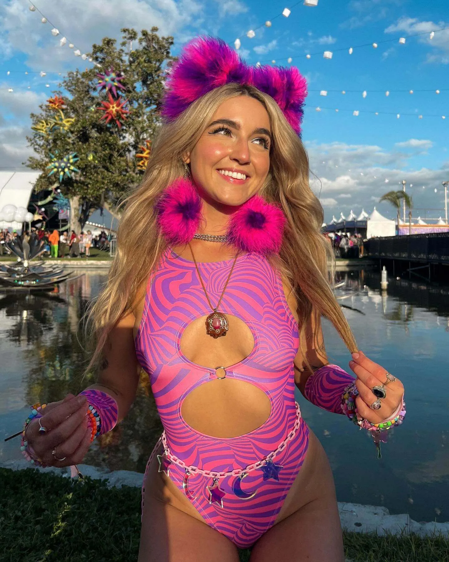 Cheshire Keyhole Bodysuit