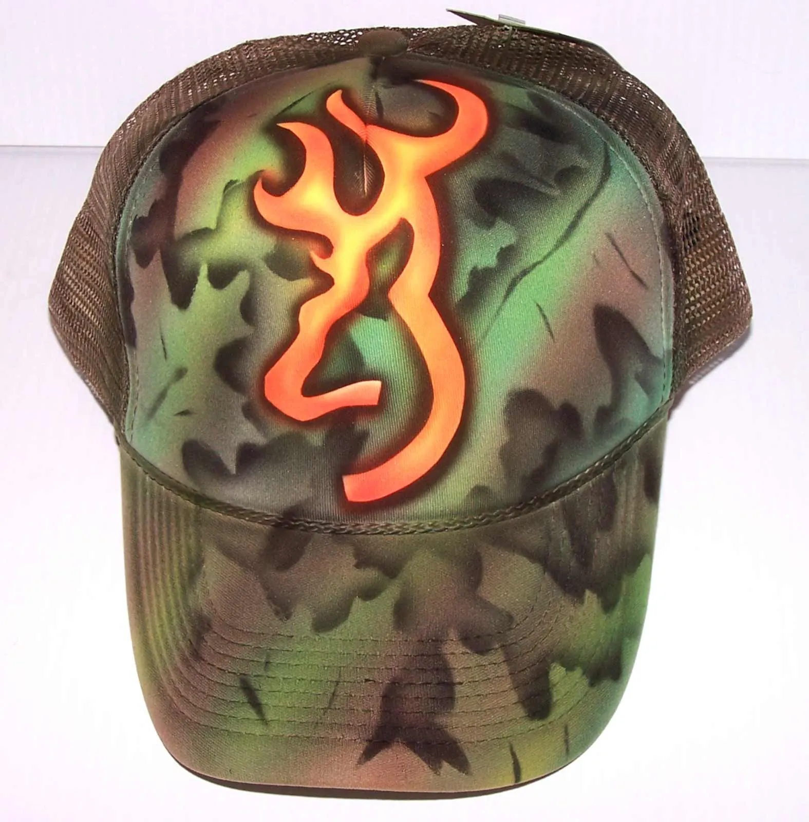 Full Cover Camo Browning Deer Symbol Airbrushed Trucker Hat