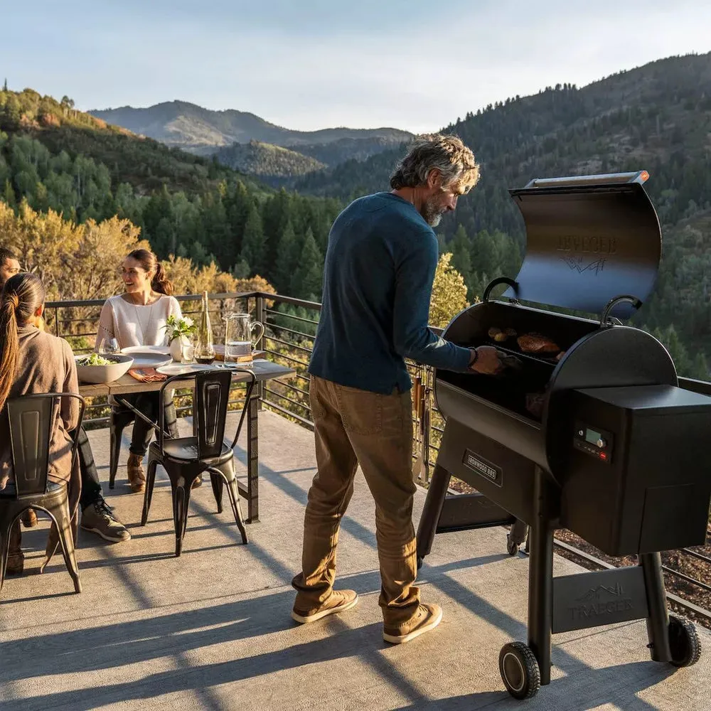 Traeger Ironwood 885